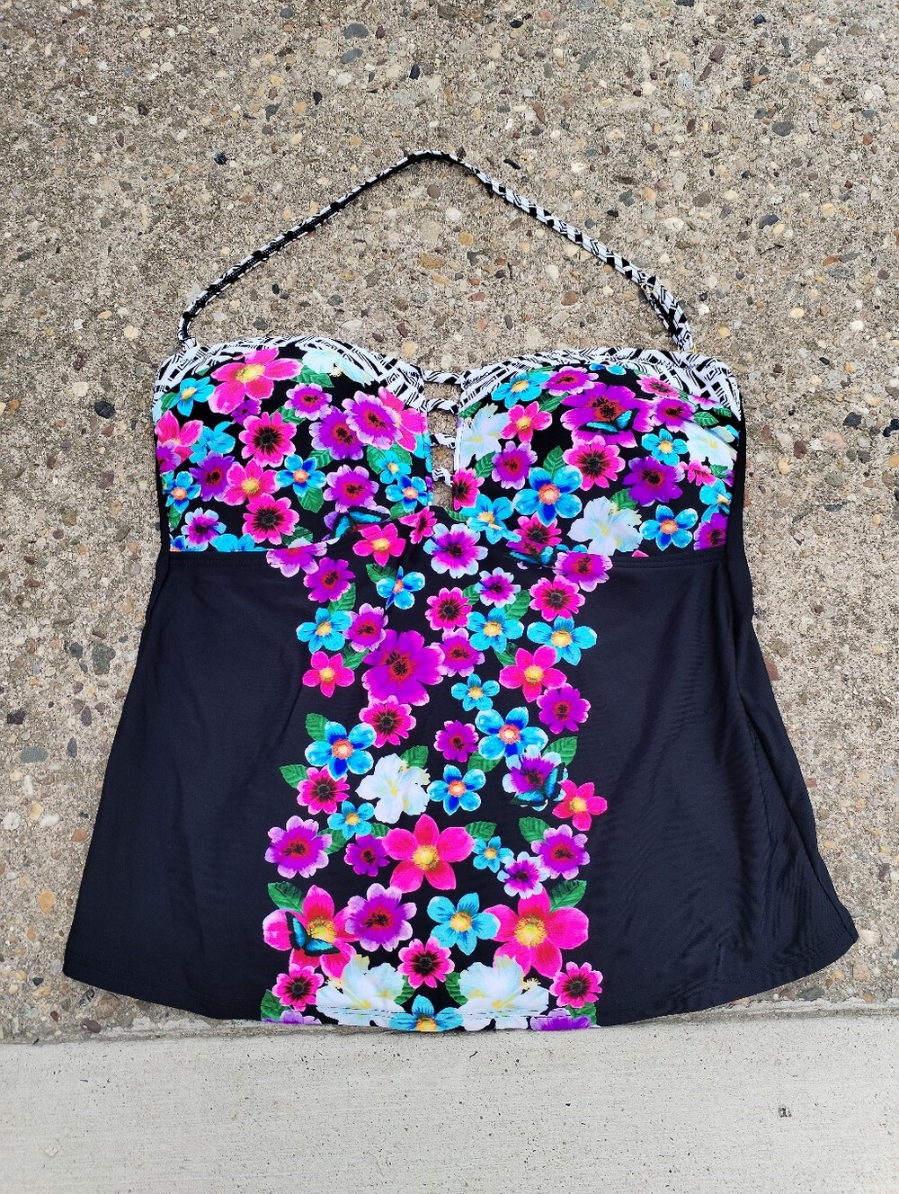 Jessica simpson Size L One Piece Tankini Top ,/ Floral